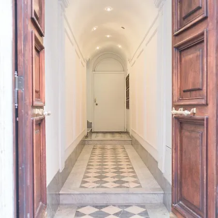 Frattina De Luxe Apartman
